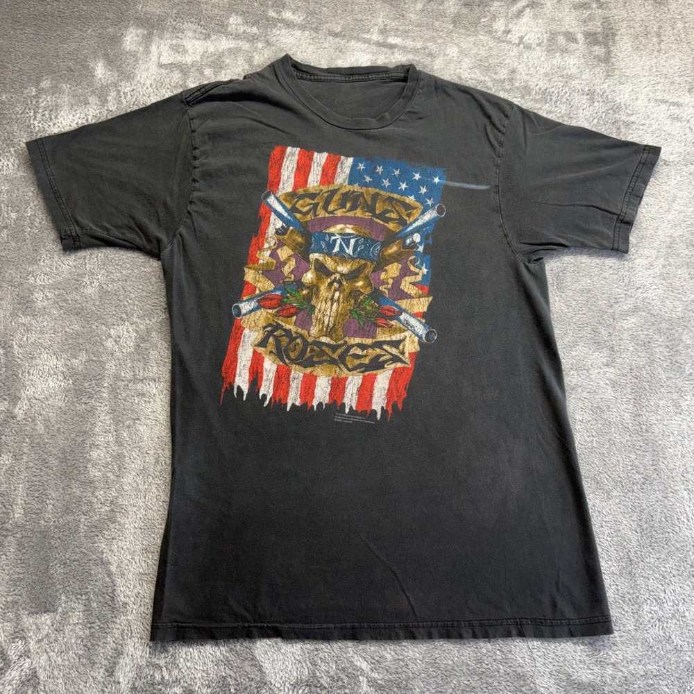 Bravado Guns N Roses T-Shirt Mens M Black Good Graphic Band Tee 2010 Skull Flag